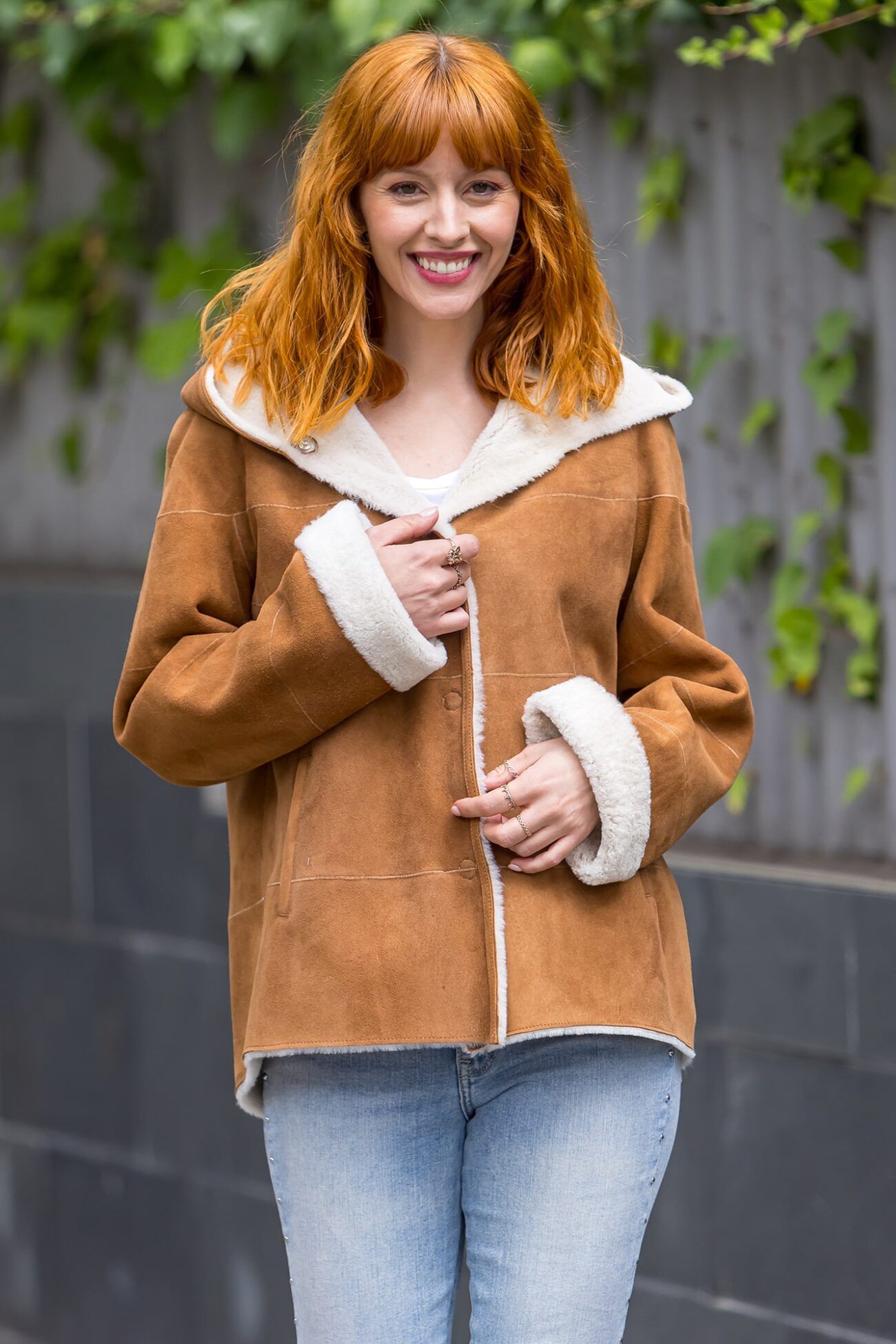 CHAQUETA DOBLE FAZ CAPUCHA