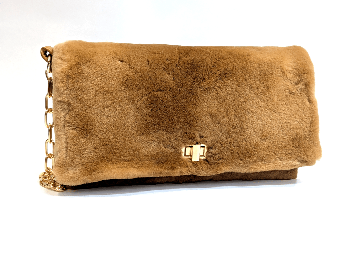 Bolso visón rasado.