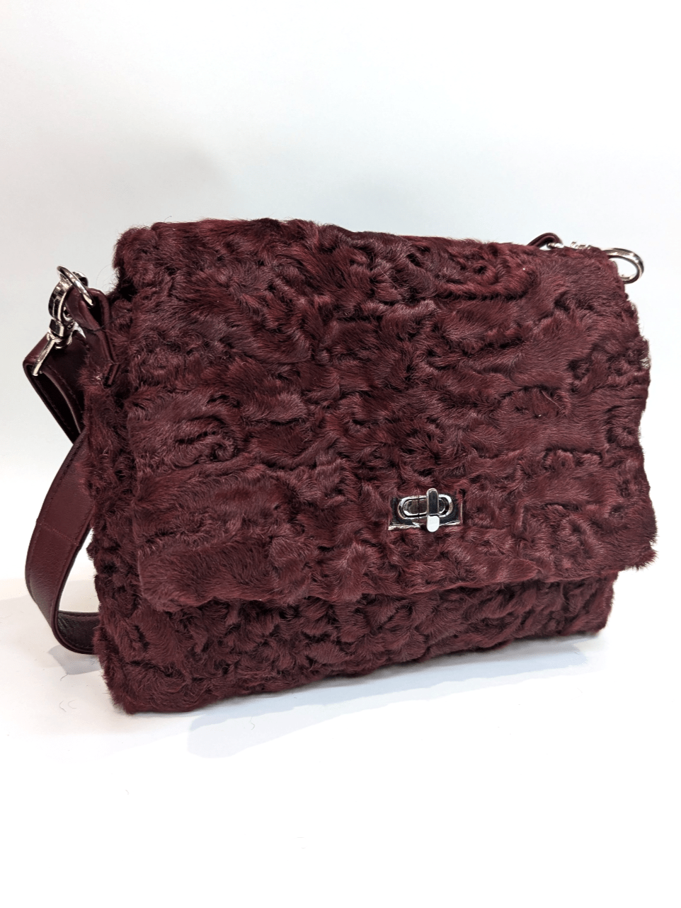 Bolso astracán.
